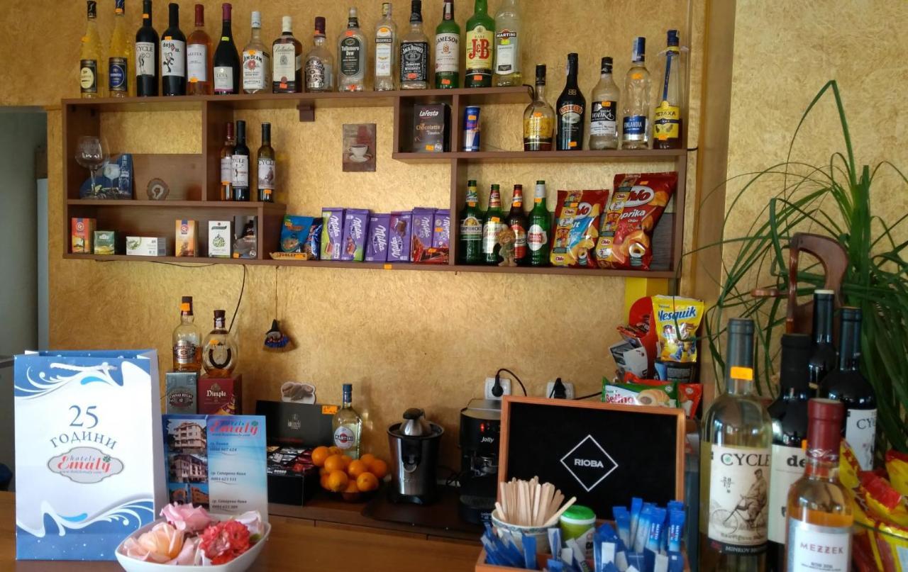 Family Hotel Emaly 1 Bankya Ngoại thất bức ảnh